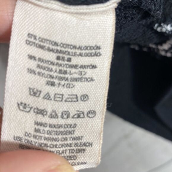 Free People Black & White Asymmetrical Stripe Knit Sweater Size M Boho Slouchy - Picture 14 of 15